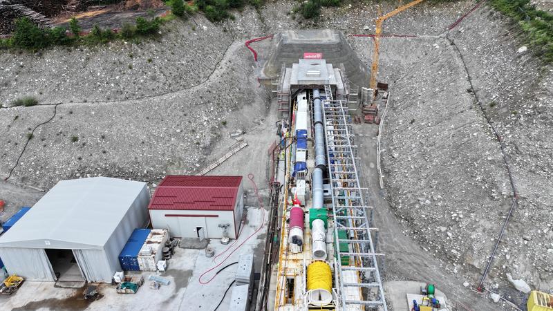 momapix_437744_pos_2