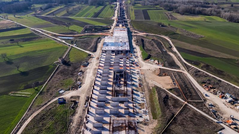 momapix_437759_pos_41