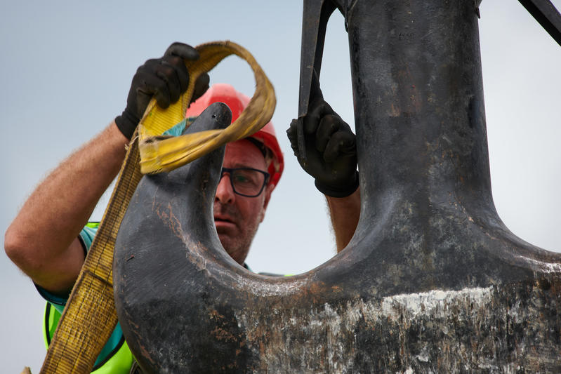 momapix_437795_pos_12