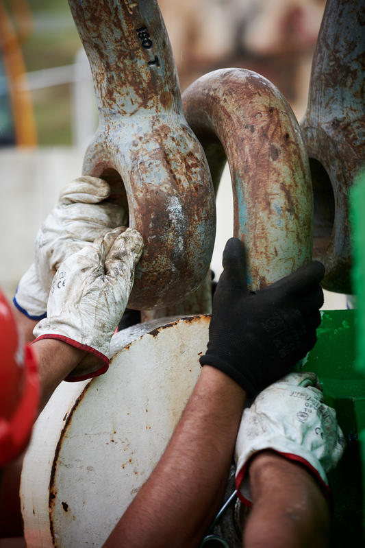 momapix_437802_pos_19