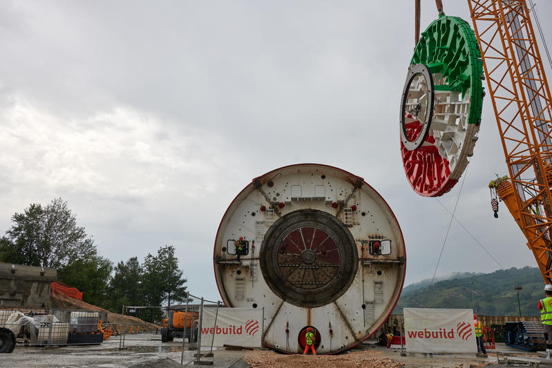 momapix_437812_pos_29