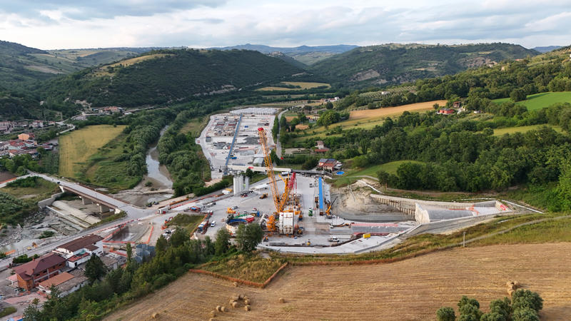 momapix_437828_pos_45