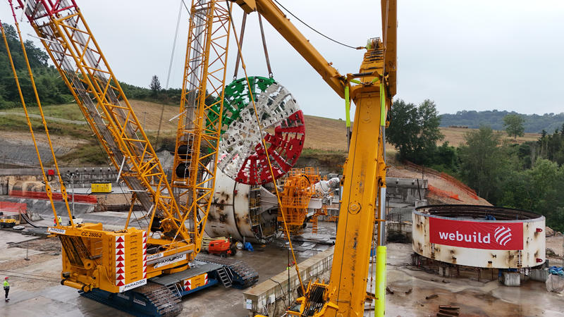 momapix_437845_pos_12