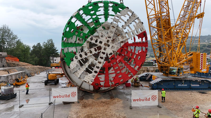 momapix_437849_pos_16