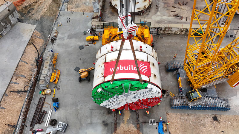 momapix_437850_pos_17