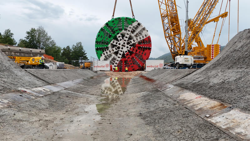 momapix_437851_pos_18