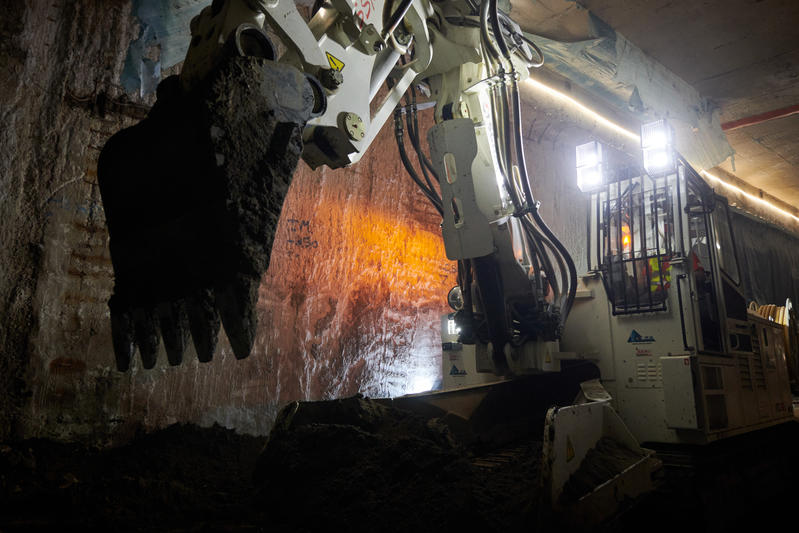 momapix_437862_pos_29