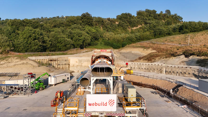 momapix_437873_pos_26