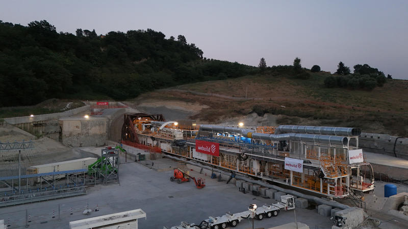 momapix_437880_pos_33