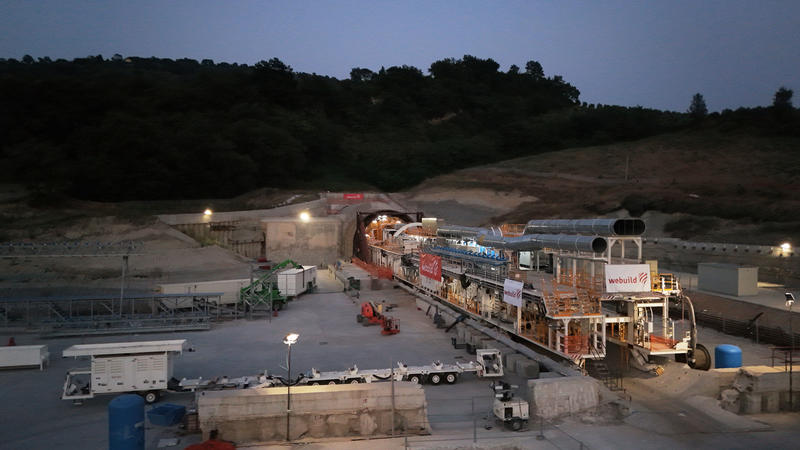 momapix_437888_pos_41