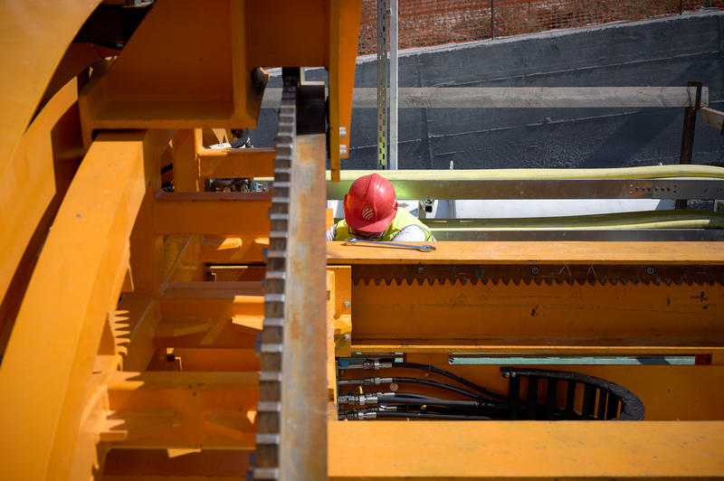 momapix_437901_pos_1