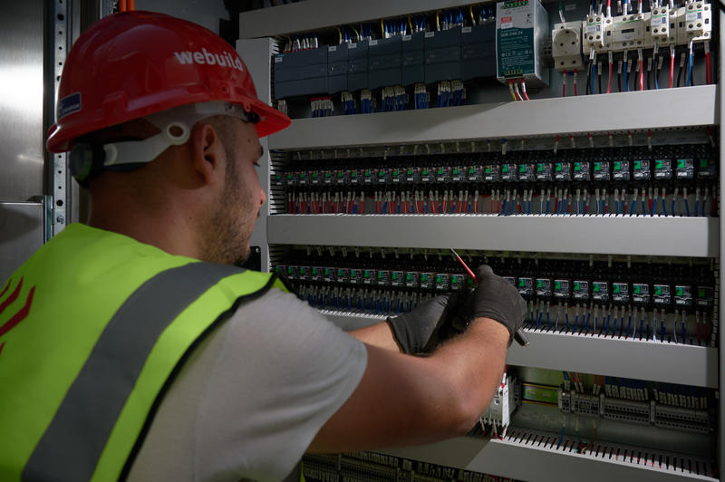 momapix_437908_pos_6