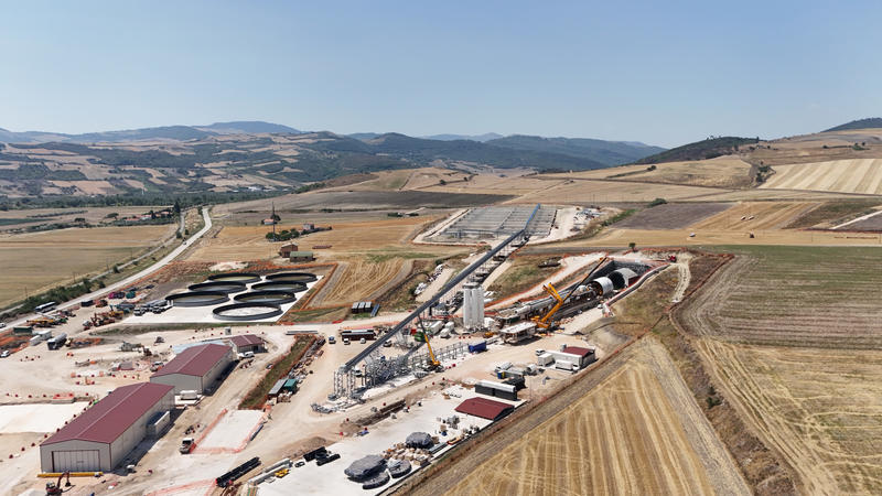 momapix_437918_pos_11