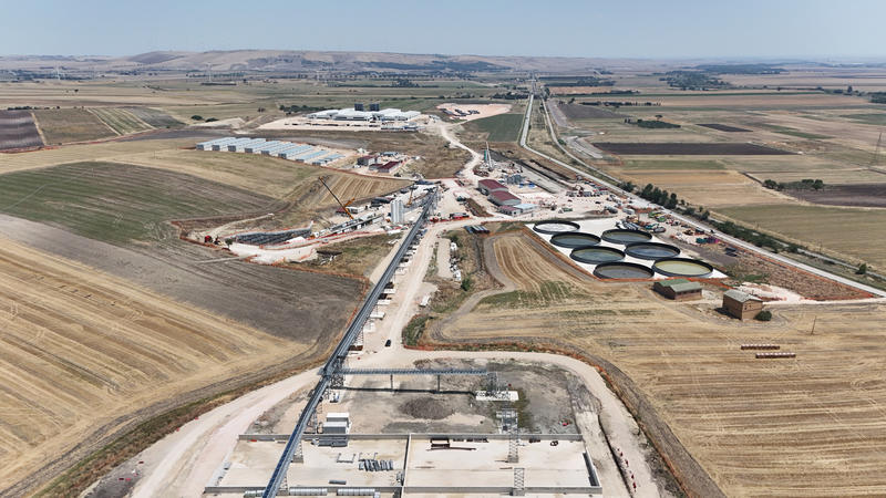 momapix_437921_pos_14