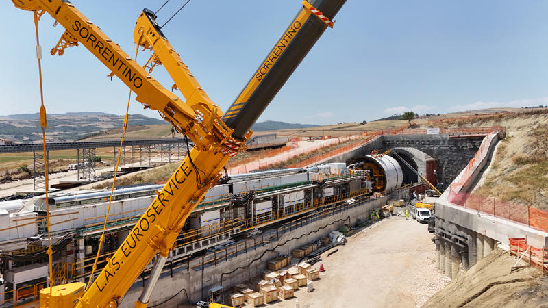 momapix_437926_pos_19