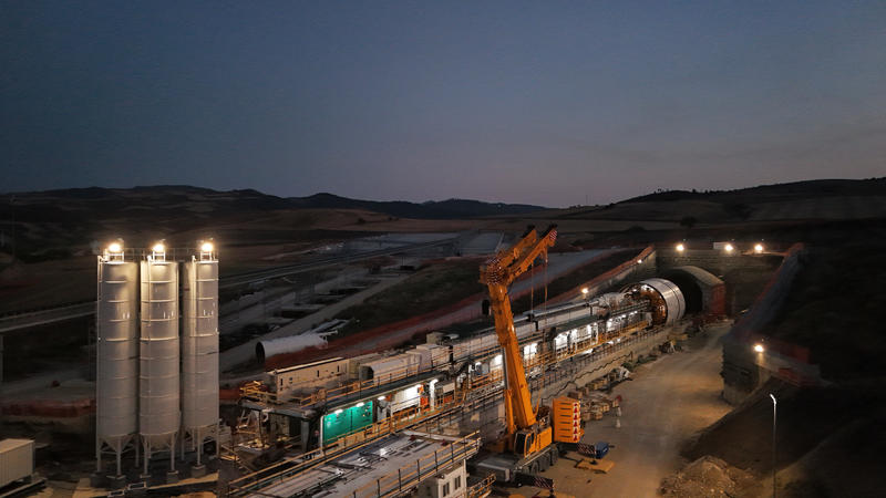 momapix_437936_pos_29