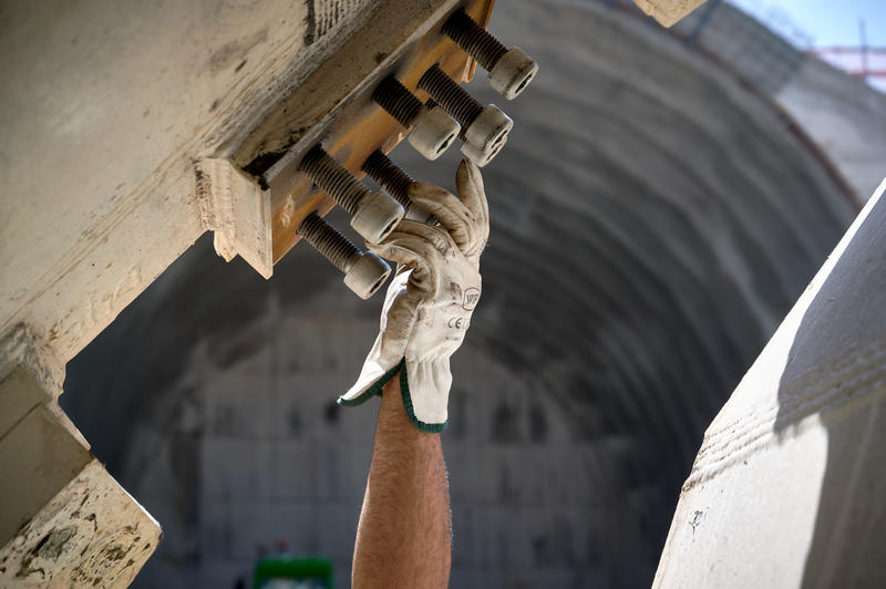 momapix_437944_pos_33