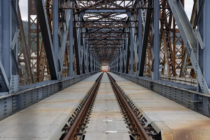 momapix_437955_pos_7