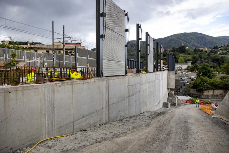 momapix_437962_pos_23