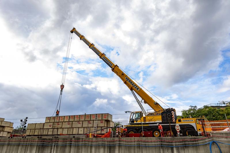 momapix_437965_pos_20