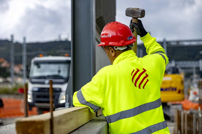 momapix_437970_pos_26