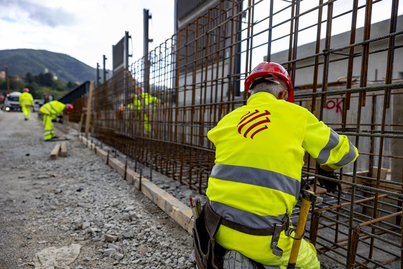 momapix_437971_pos_25