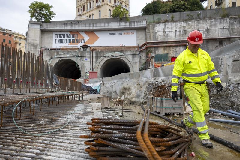 momapix_437972_pos_13