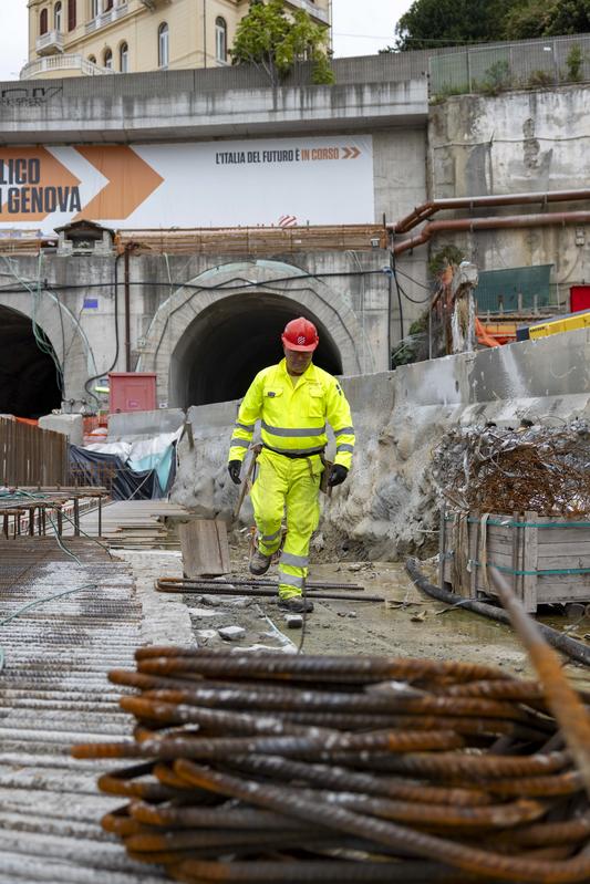 momapix_437975_pos_10