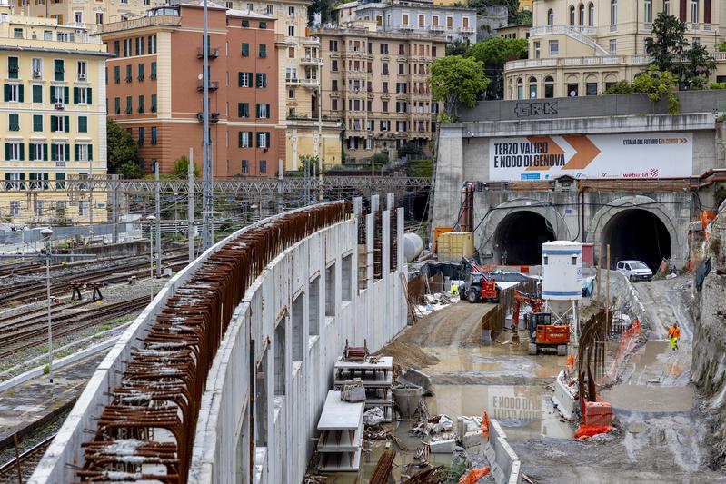 momapix_437978_pos_19