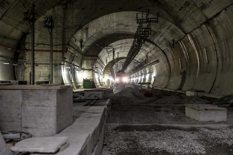 momapix_437986_pos_35