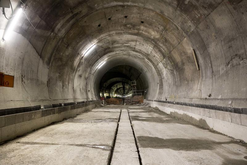 momapix_437995_pos_38