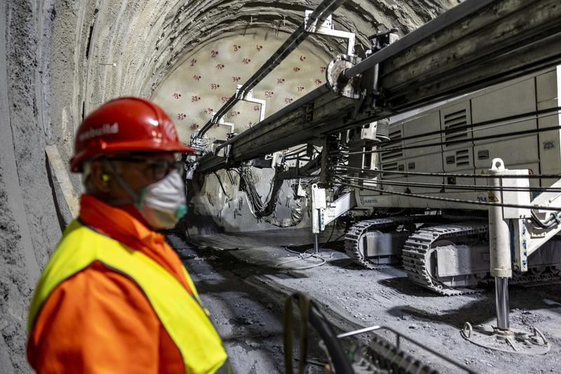 momapix_438008_pos_30