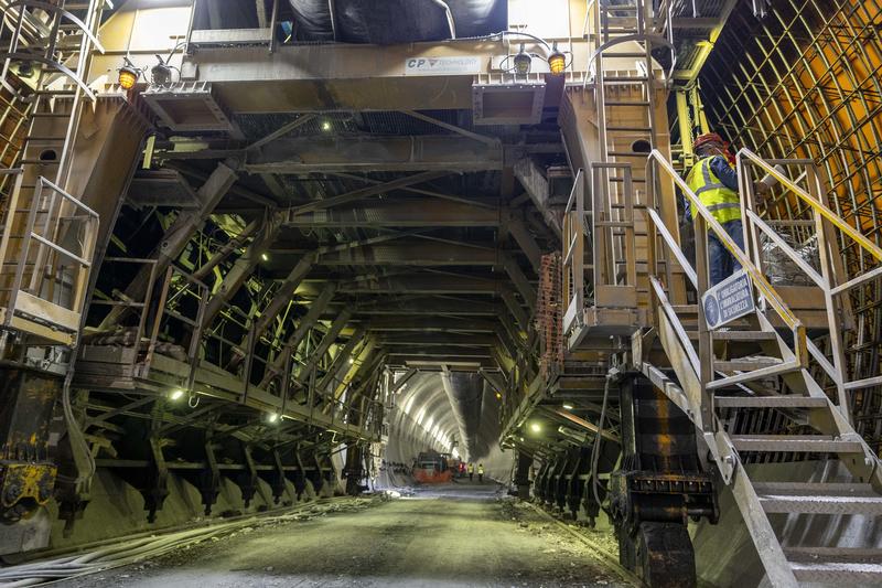 momapix_438013_pos_25