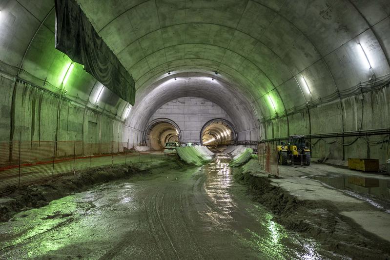 momapix_438015_pos_36