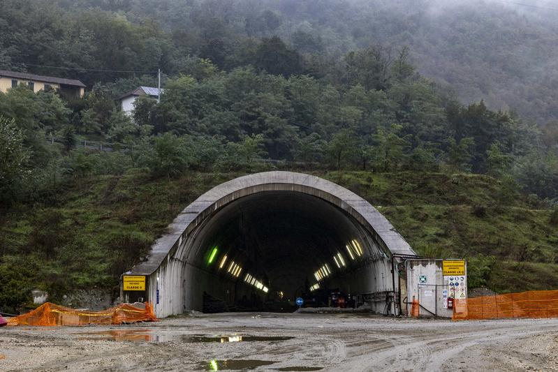 momapix_438028_pos_37