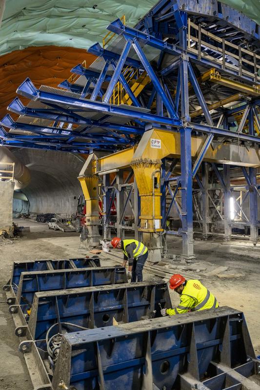 momapix_438036_pos_24