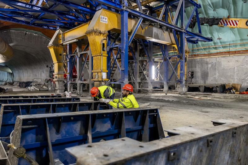 momapix_438037_pos_23