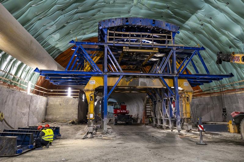 momapix_438038_pos_22