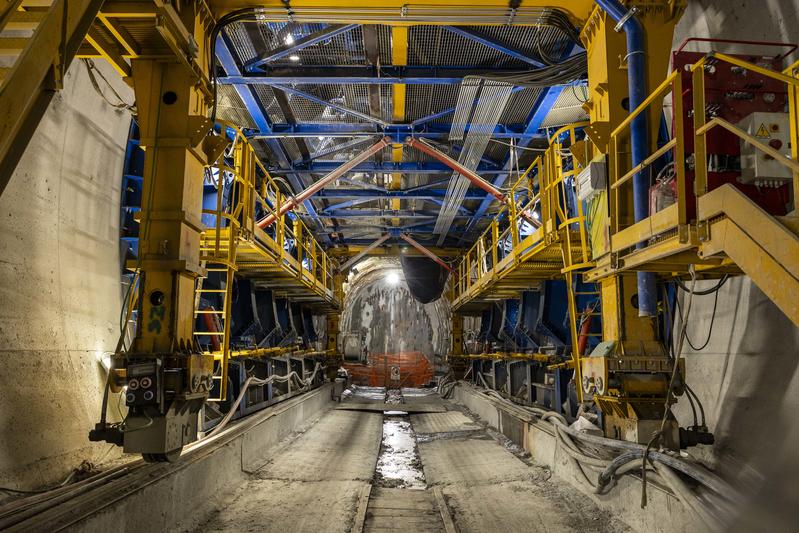 momapix_438050_pos_9