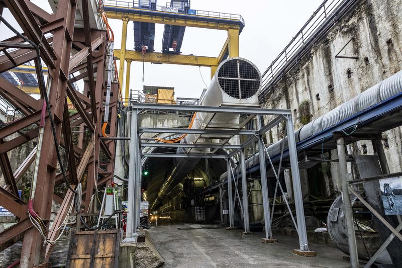 momapix_438076_pos_46