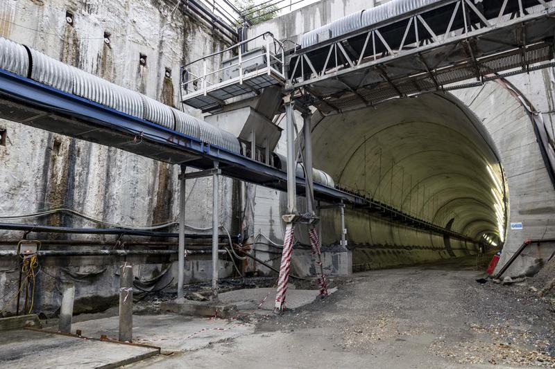 momapix_438078_pos_2