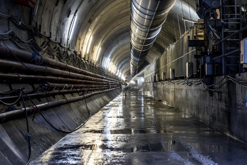 momapix_438081_pos_4