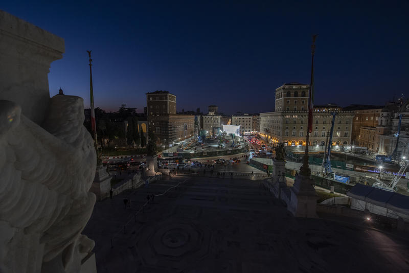 momapix_438086_pos_1