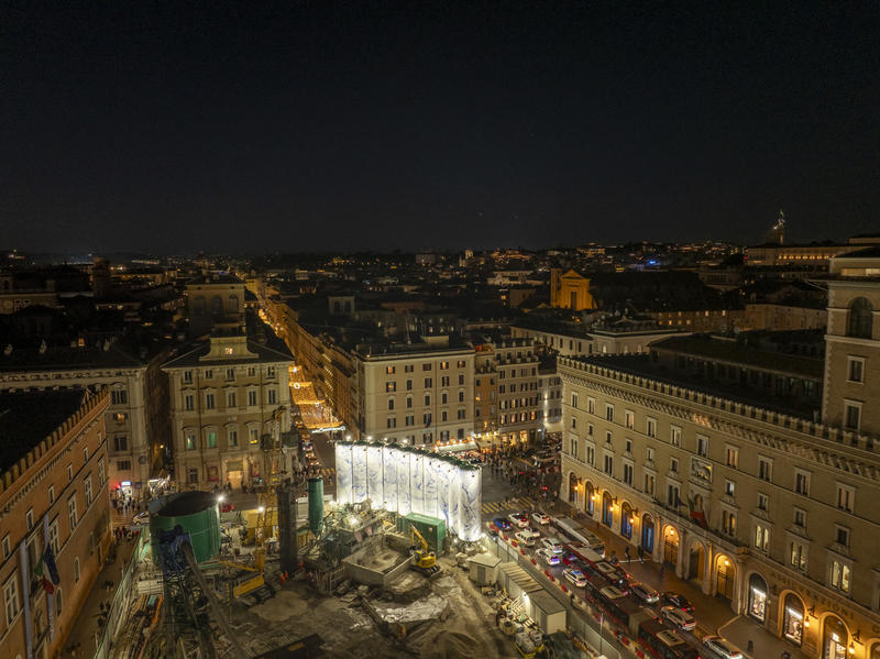 momapix_438088_pos_17