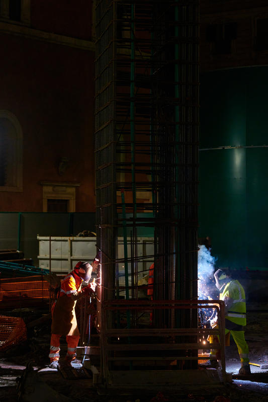 momapix_438102_pos_24