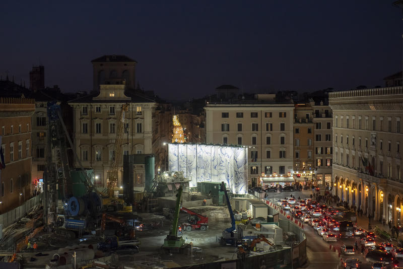 momapix_438111_pos_6