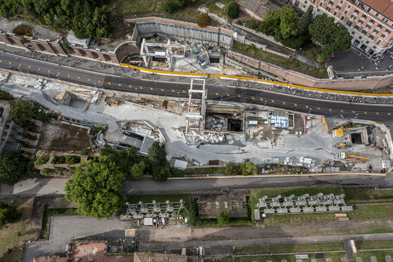 momapix_438138_pos_44