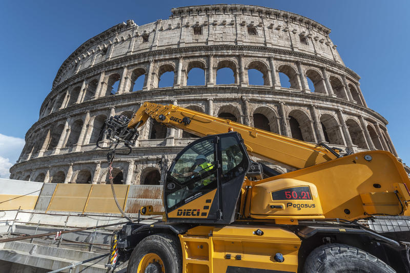 momapix_438142_pos_38