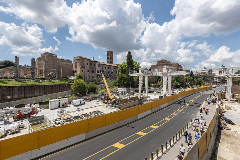 momapix_438158_pos_43