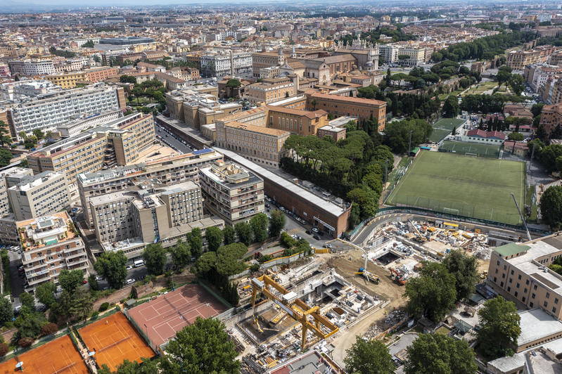 momapix_438162_pos_37